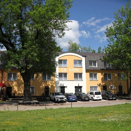 Hotel Ck Park Чески-Крумлов Экстерьер фото